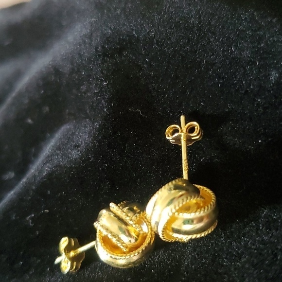 SOLD - Picture 2 of 5